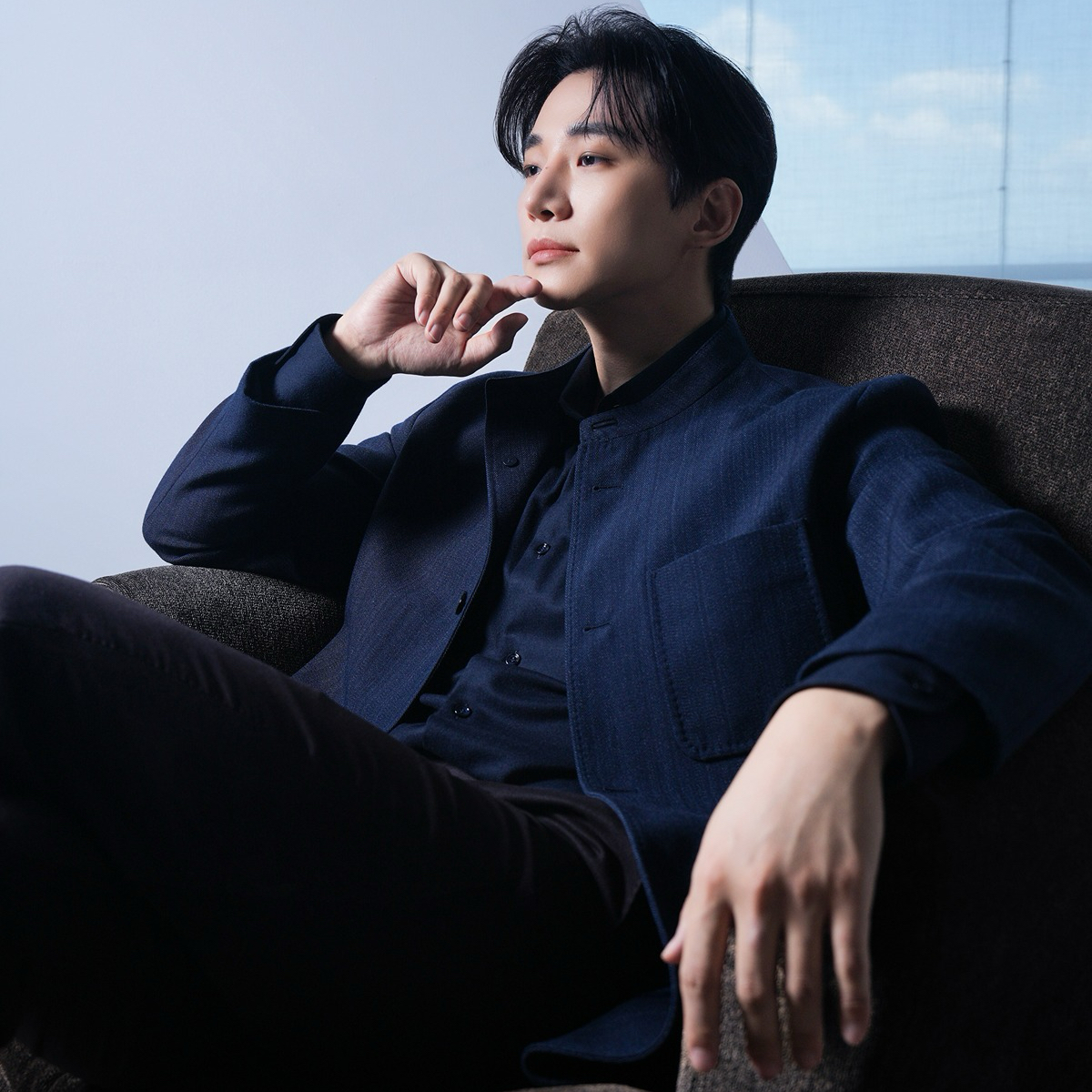 Behind-the-scenes cut of Junho (2PM)