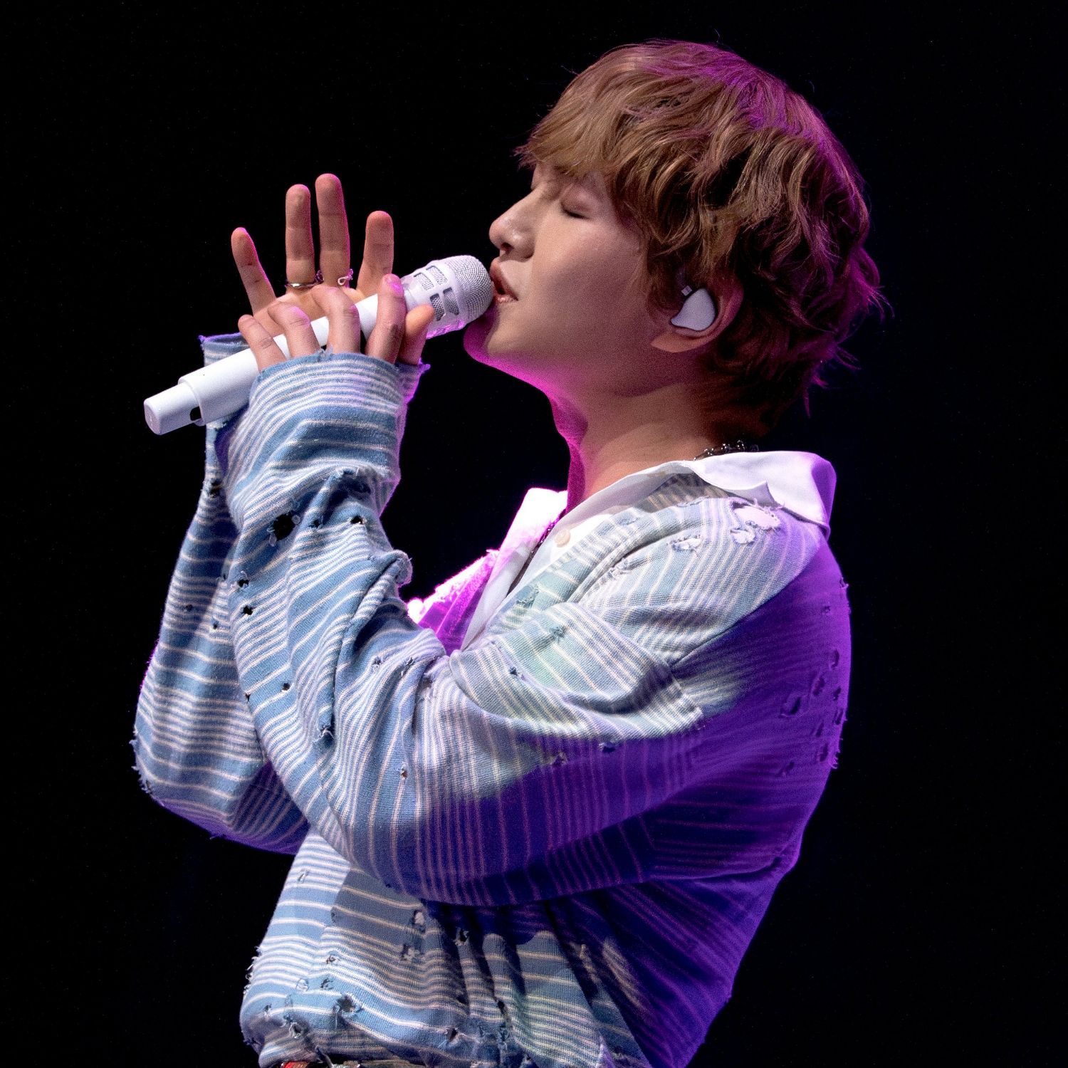 Recent activity shot of Onew (SHINee)