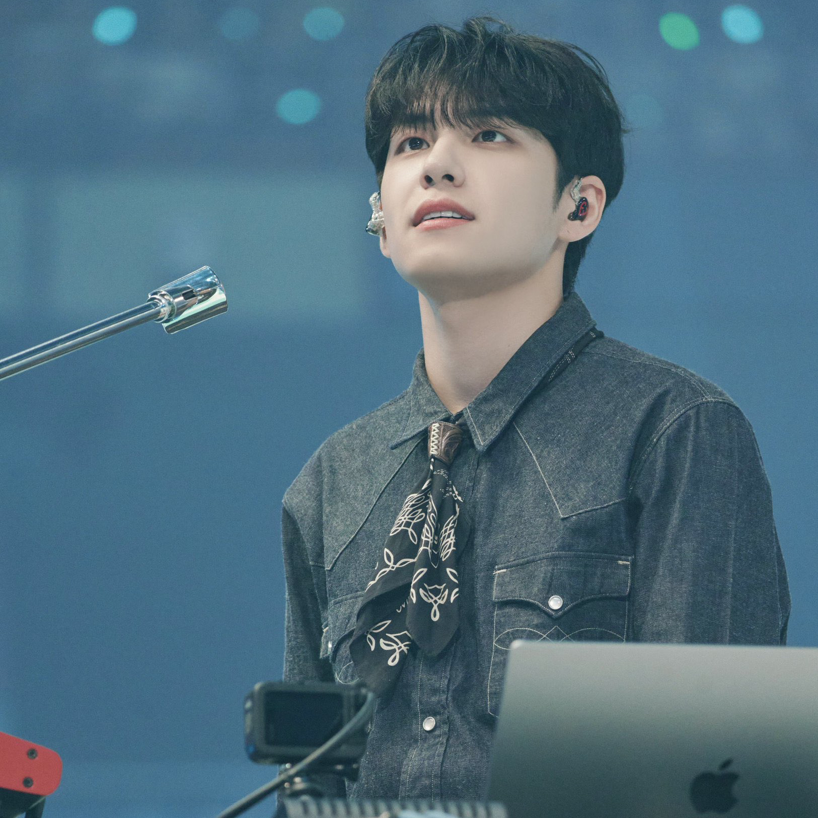 A moment captured by Wonpil (DAY6)'s fan