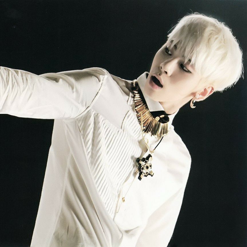 Recent activity shot of SHINee