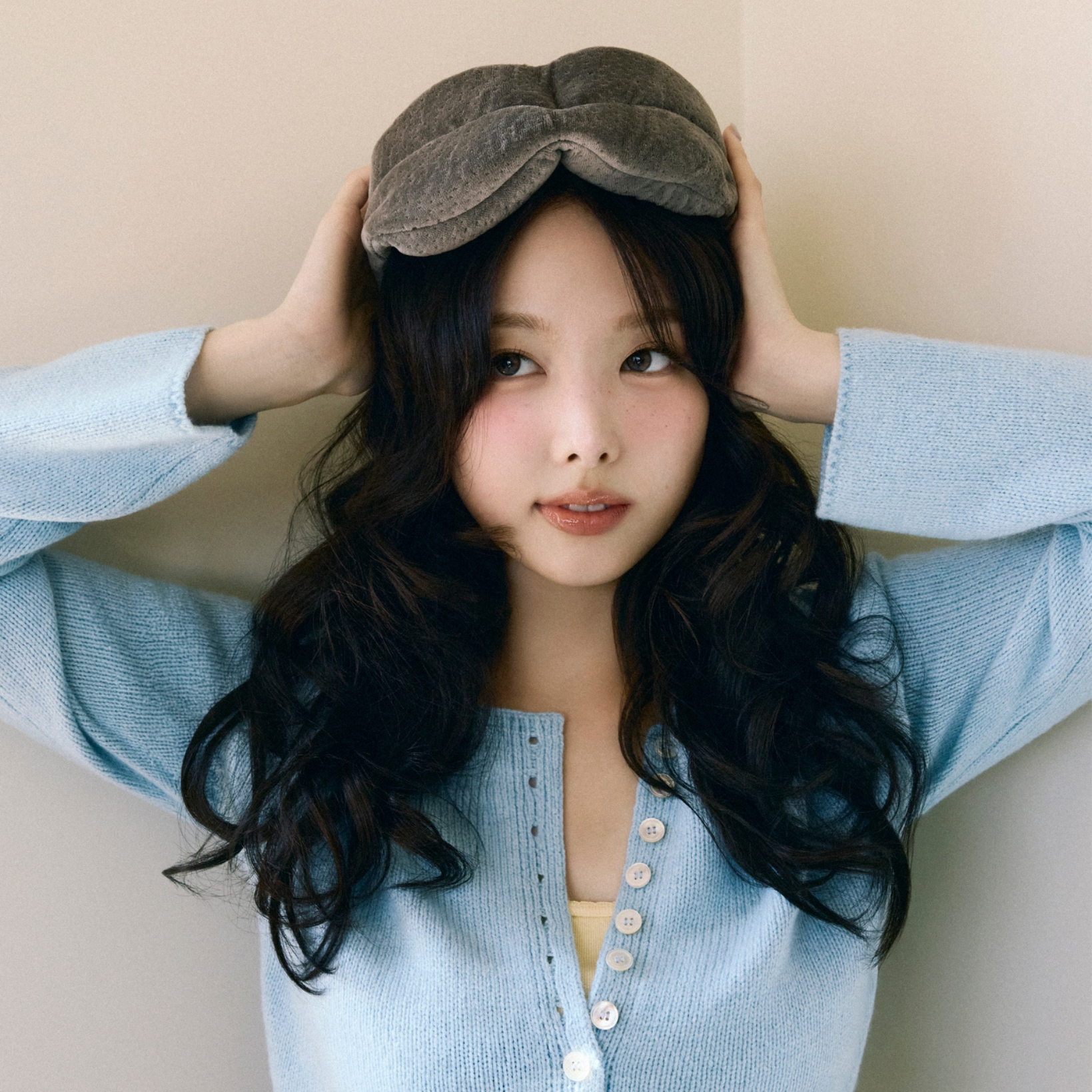 Latest photo of Nayeon (TWICE)