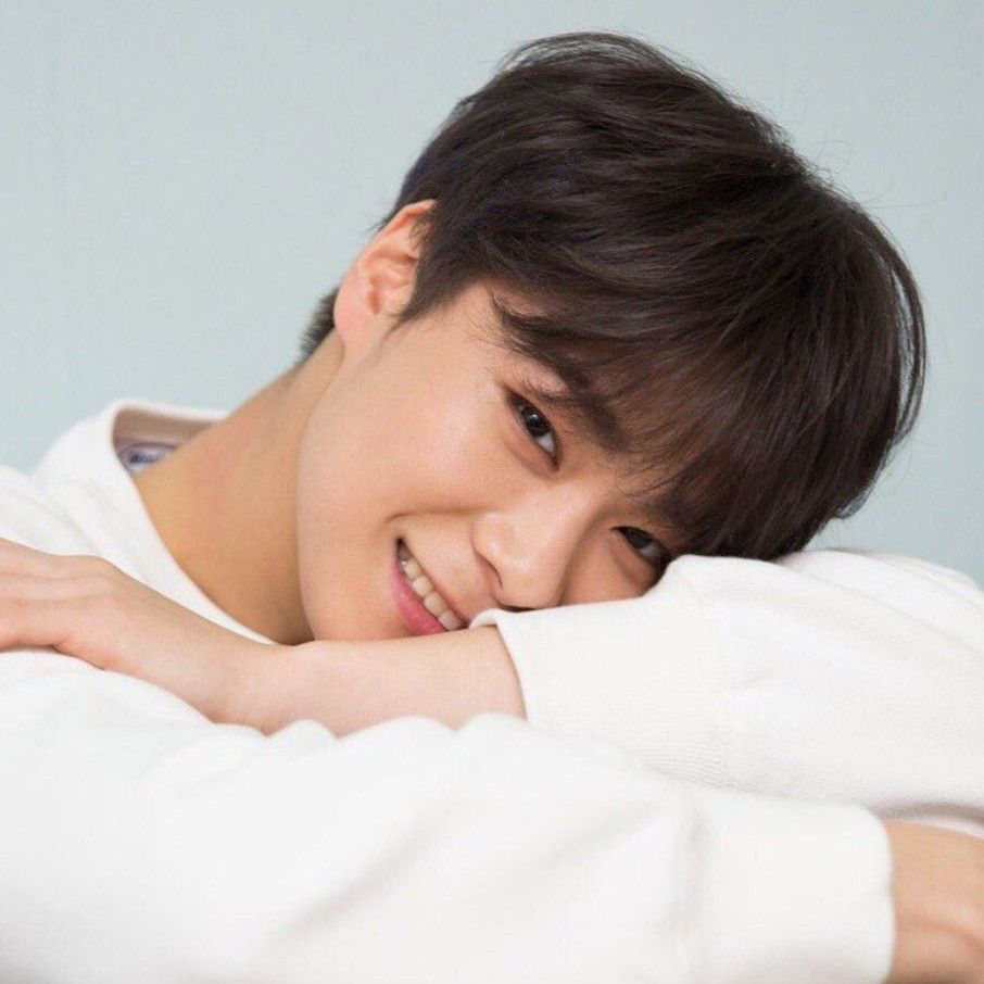 아스트로의 비하인드 컷