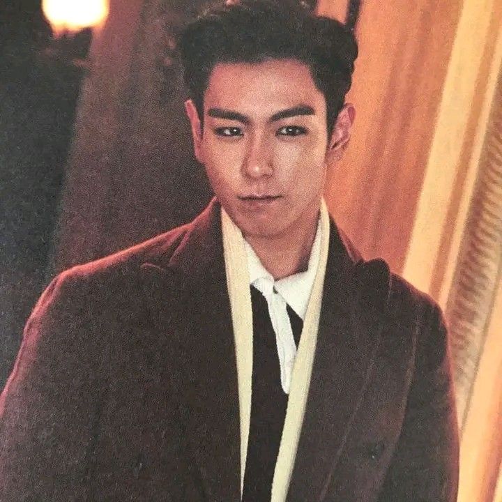 Behind-the-scenes cut of T.O.P