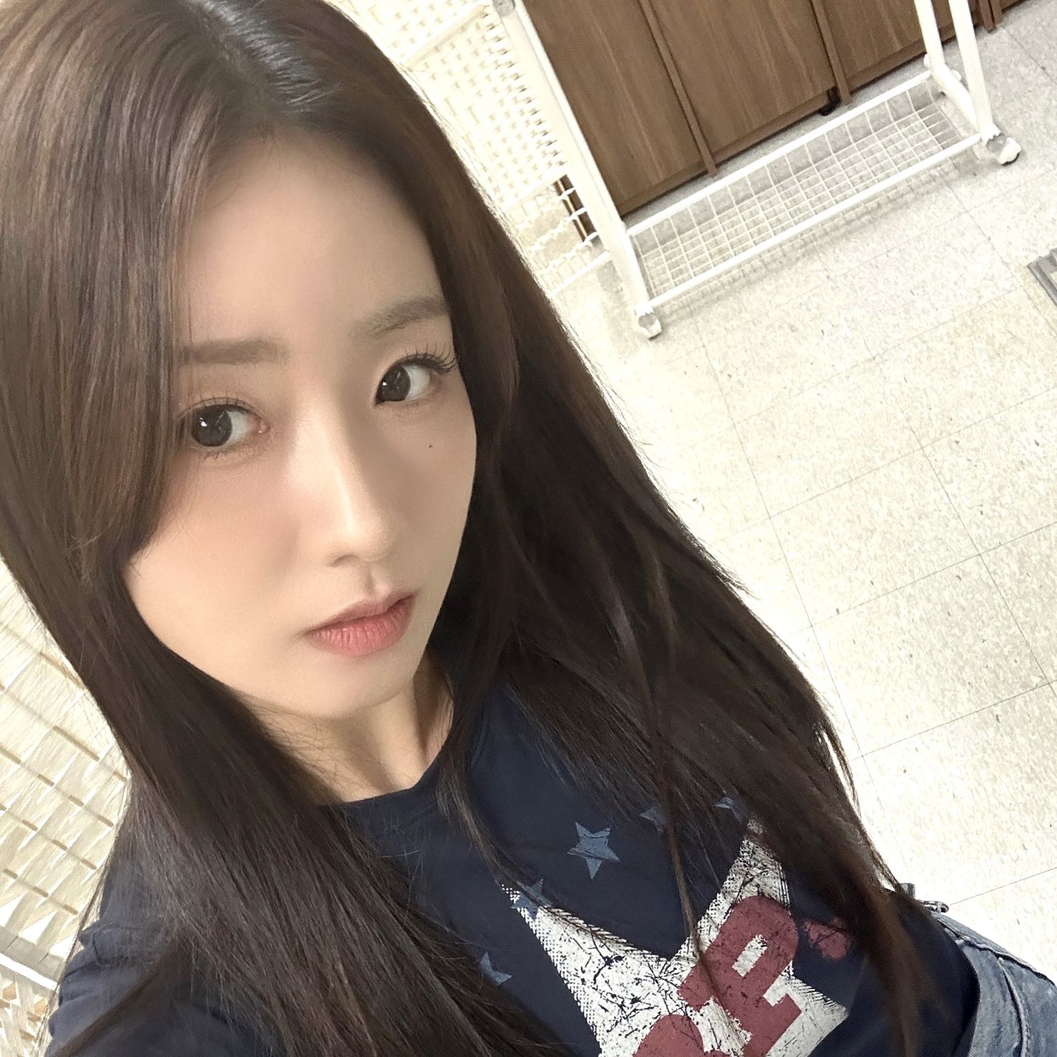 Behind-the-scenes cut of Yoon Bomi (Apink)