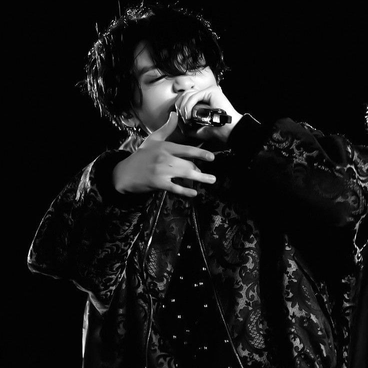 Momen yang diabadikan oleh penggemar Jungkook (BTS)