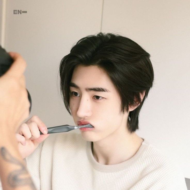 성훈 (ENHYPEN)의 최신 사진