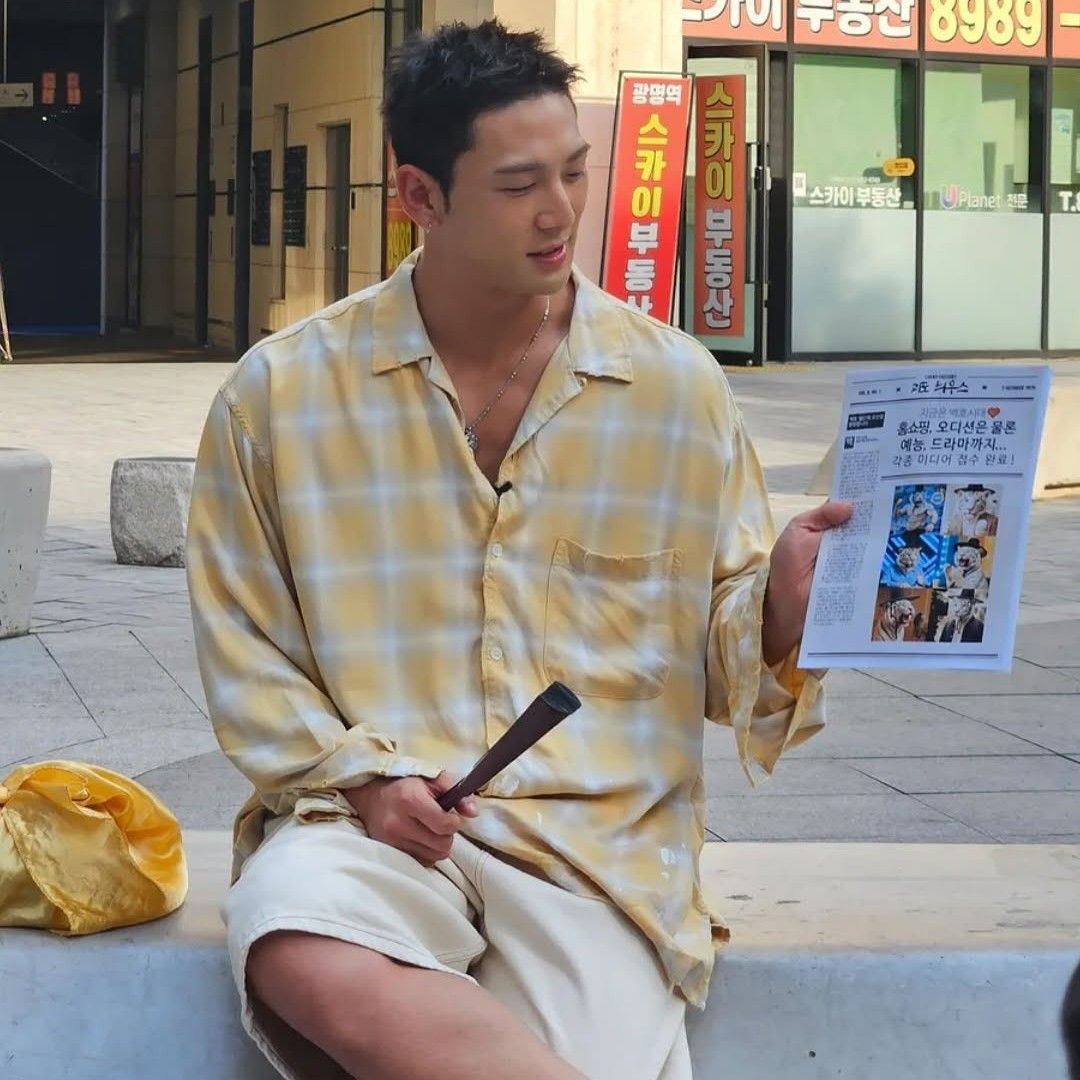 A moment captured by Baekho's fan