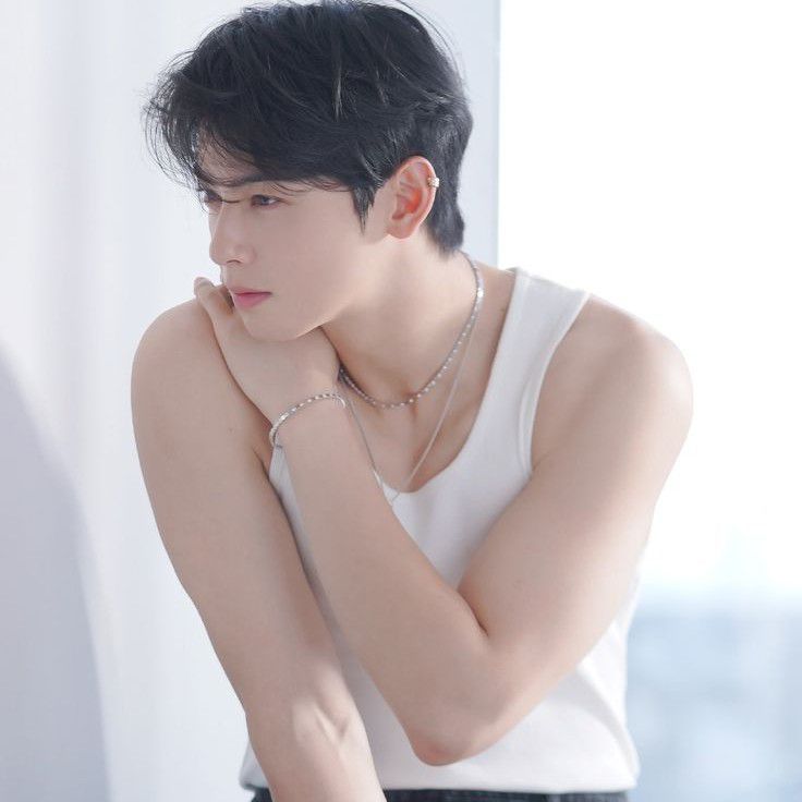 Recent activity shot of Eunwoo (ASTRO)