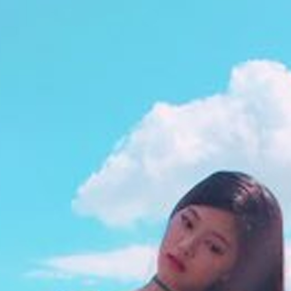 Behind-the-scenes cut of HyunJin (Loossemble)