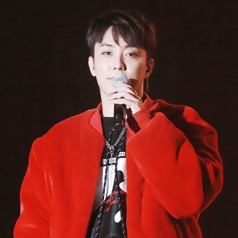 Behind-the-scenes cut of Eun Jiwon (SECHSKIES)