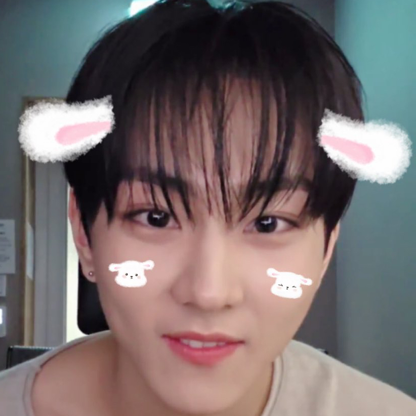 Recent activity shot of Jungwon (ENHYPEN)
