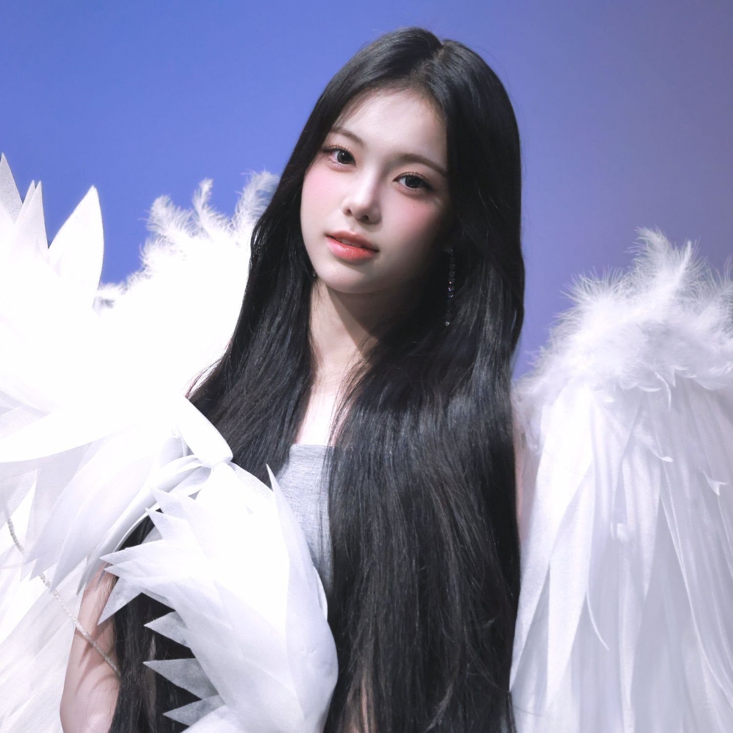 A moment captured by Ian (Hearts2Hearts)'s fan