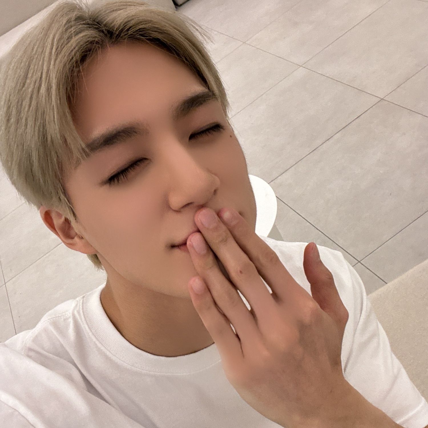 Behind-the-scenes cut of Jeno (NCT DREAM)