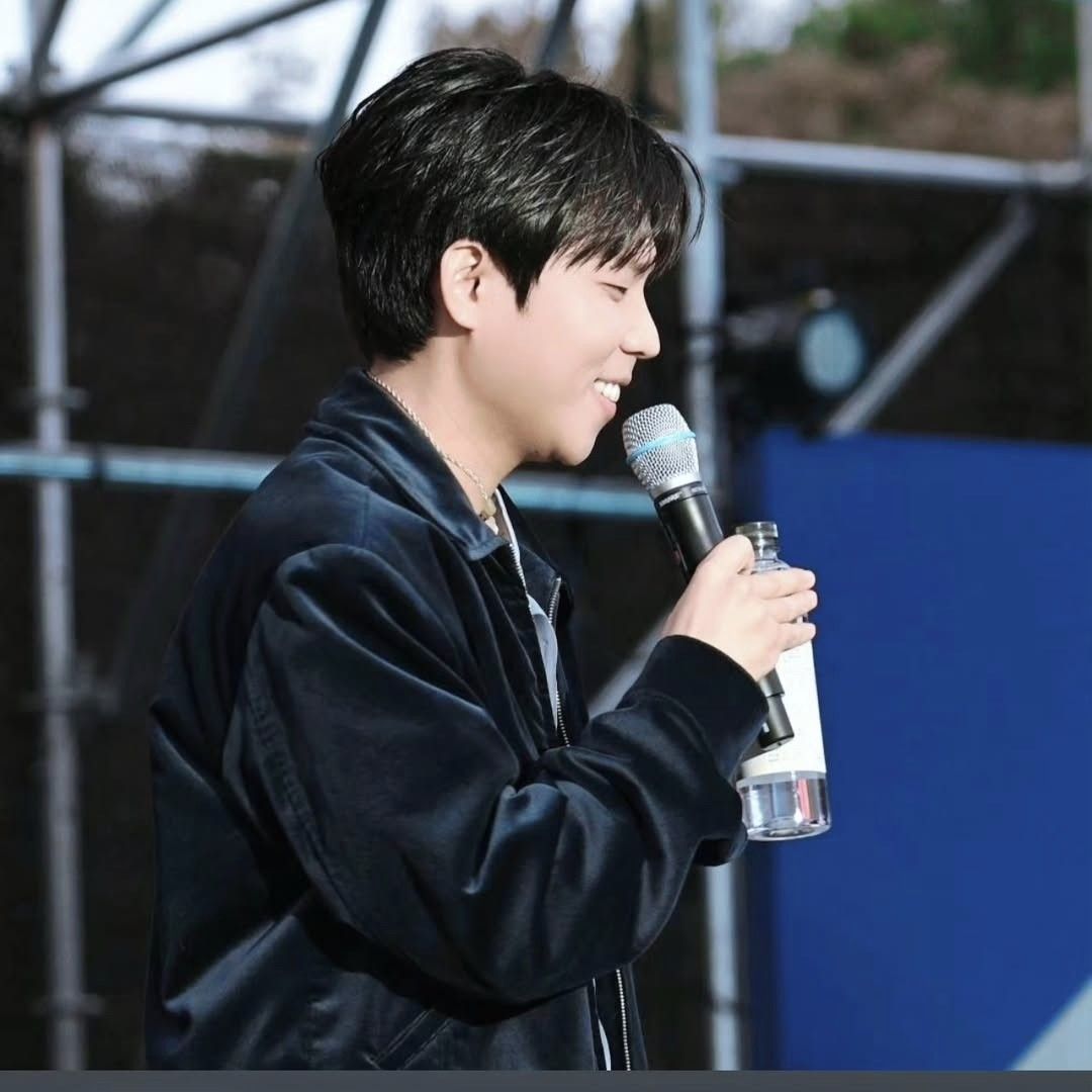 Recent activity shot of Jung Seunghwan