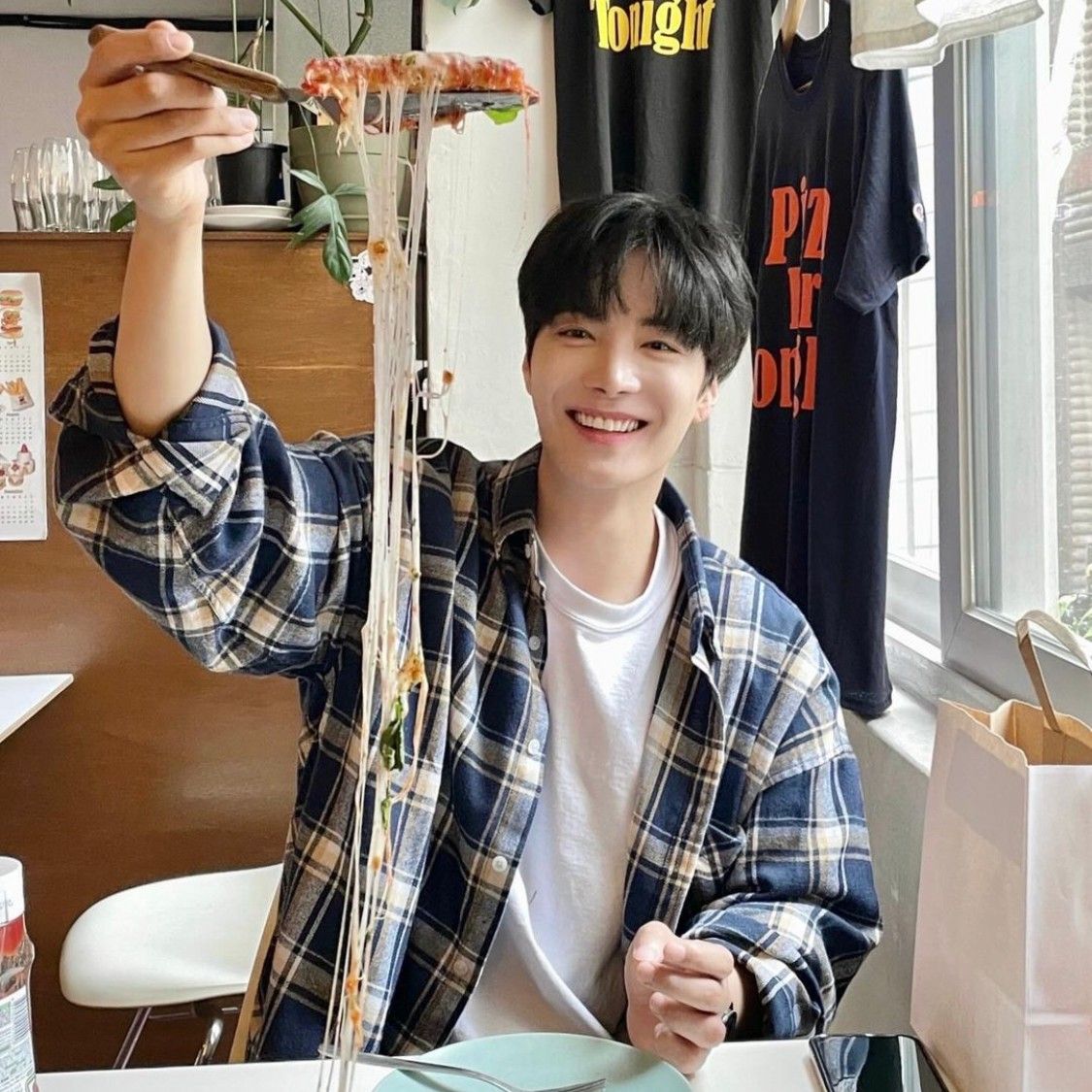 Recent activity shot of Kim Jonghyeon