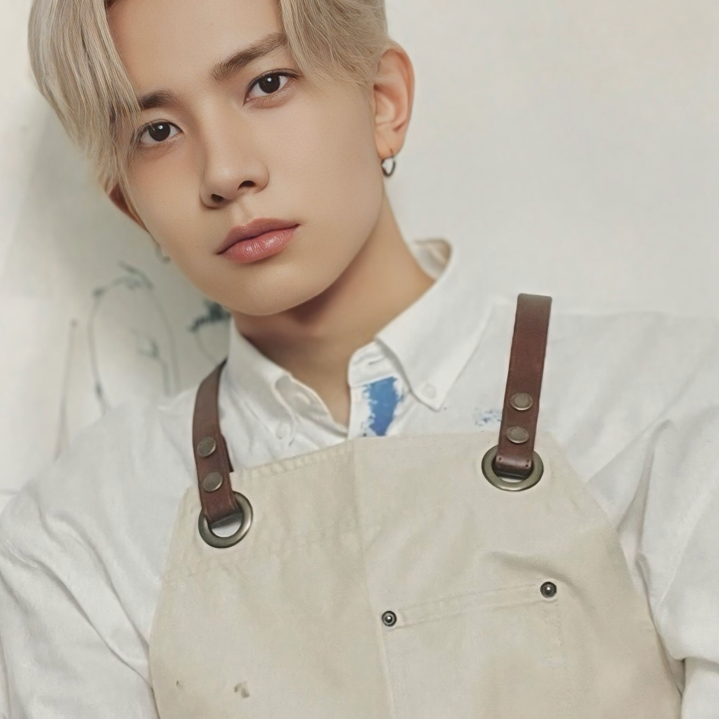 Latest photo of Heeseung (ENHYPEN)