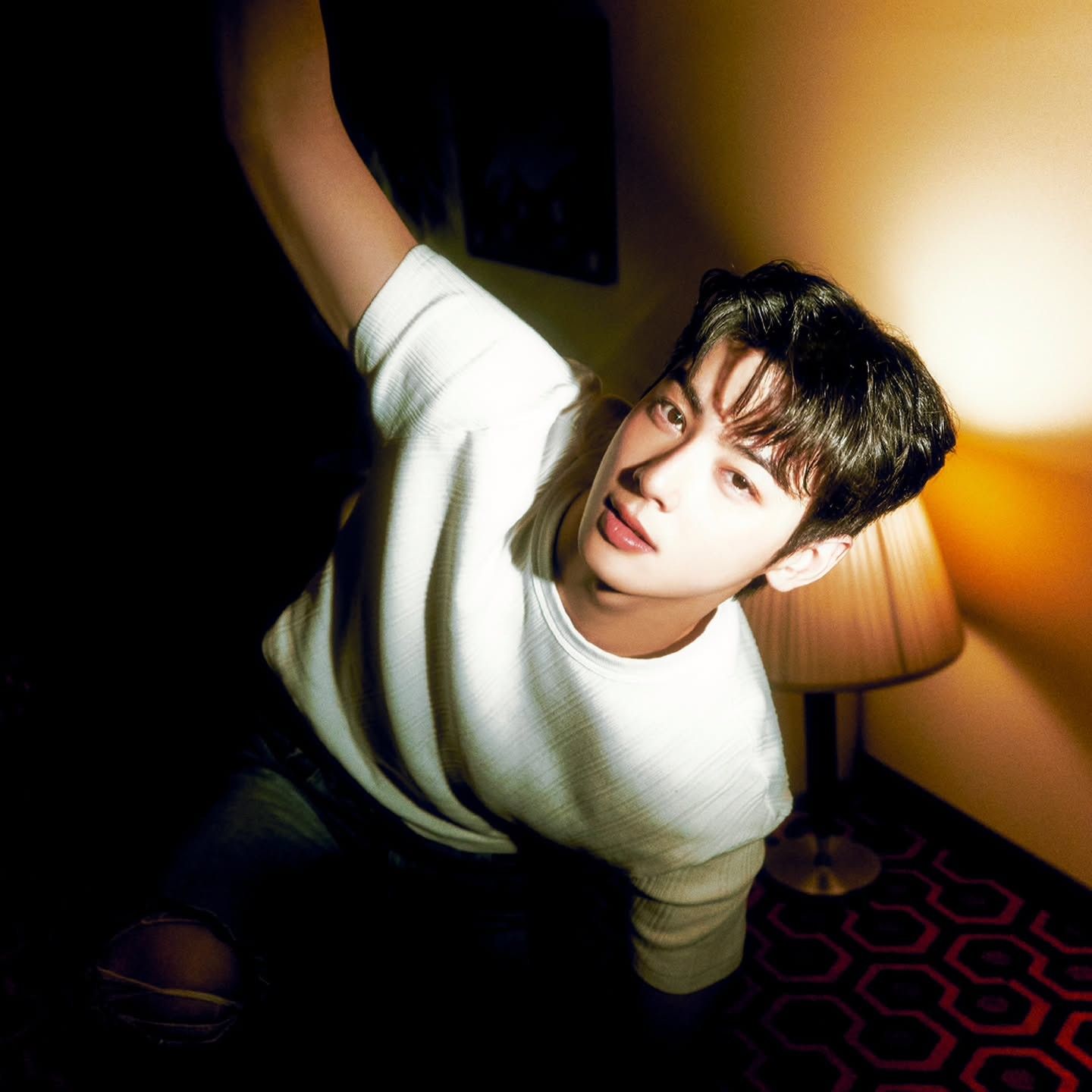 Behind-the-scenes cut of Eunwoo (ASTRO)