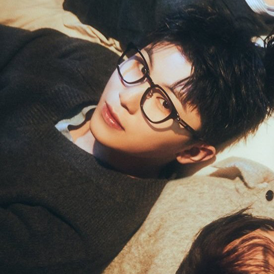 Latest photo of Woozi (SEVENTEEN)