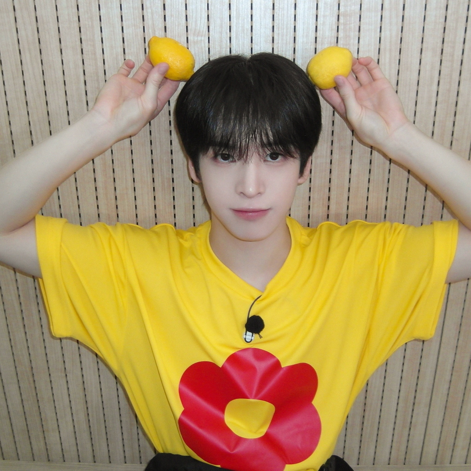 Recent activity shot of Allen (CRAVITY)