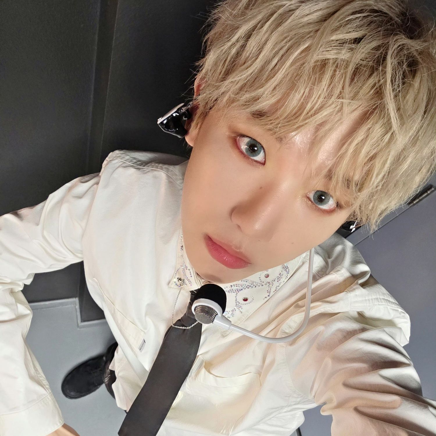 Recent activity shot of Baekhyun (EXO)