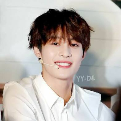 A moment captured by YANGYANG (WayV)'s fan