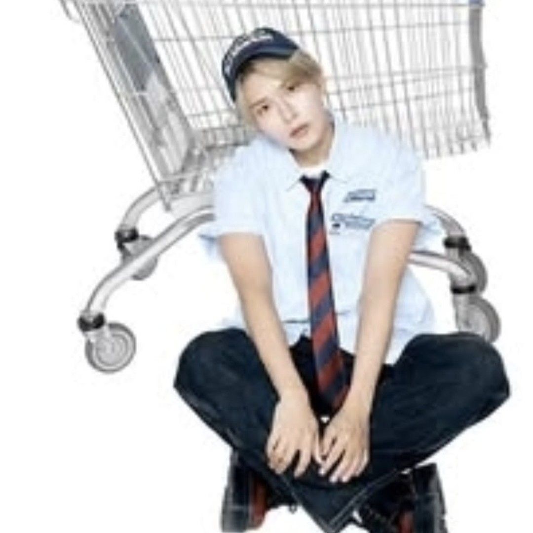 Behind-the-scenes cut of Ryeowook (Super Junior)