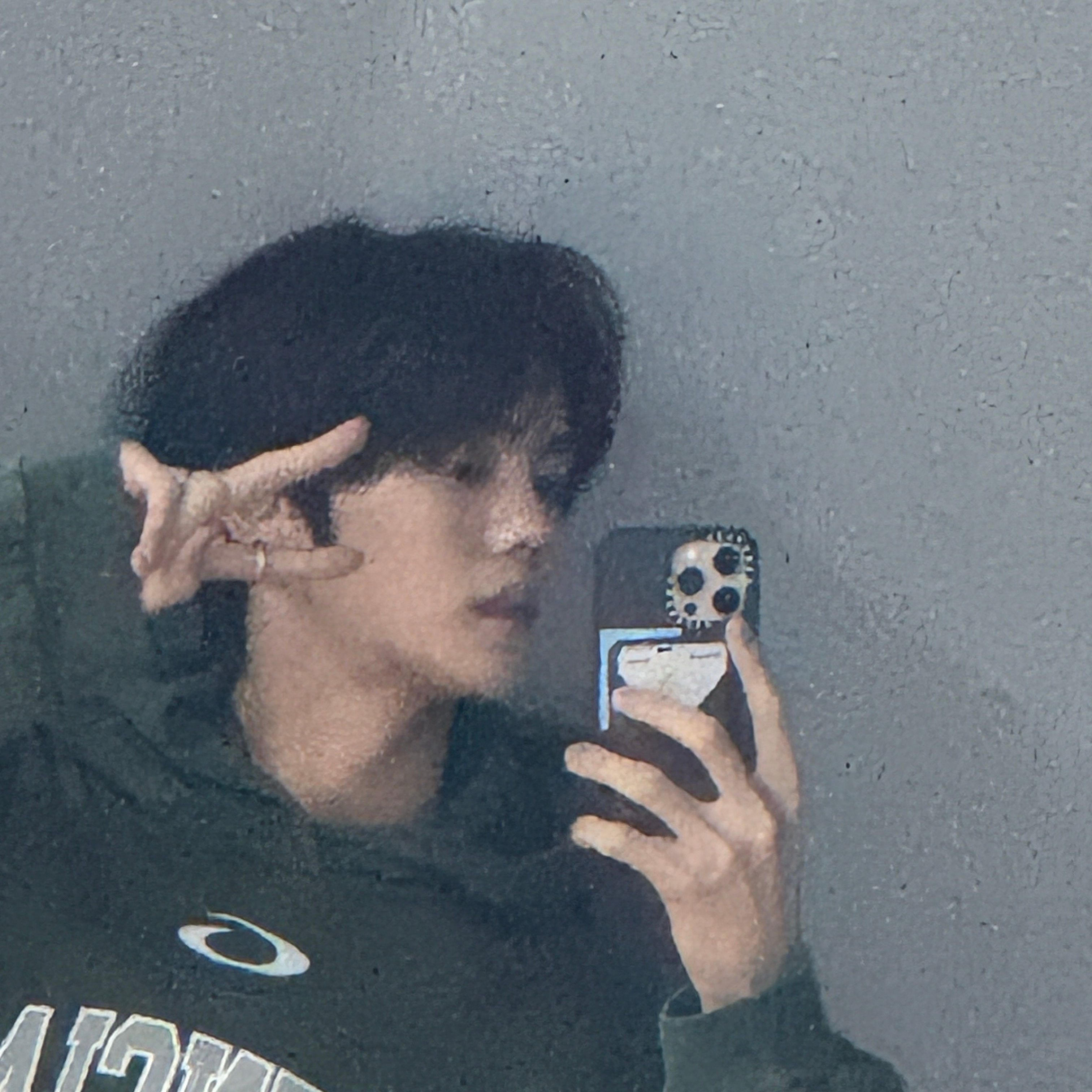 Recent activity shot of Kim Gyuvin (ZEROBASEONE)