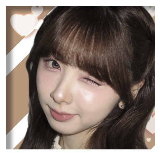 Latest photo of Miihi (NiziU)