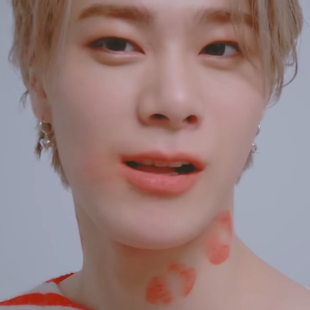 Behind-the-scenes cut of Moonbin (ASTRO)