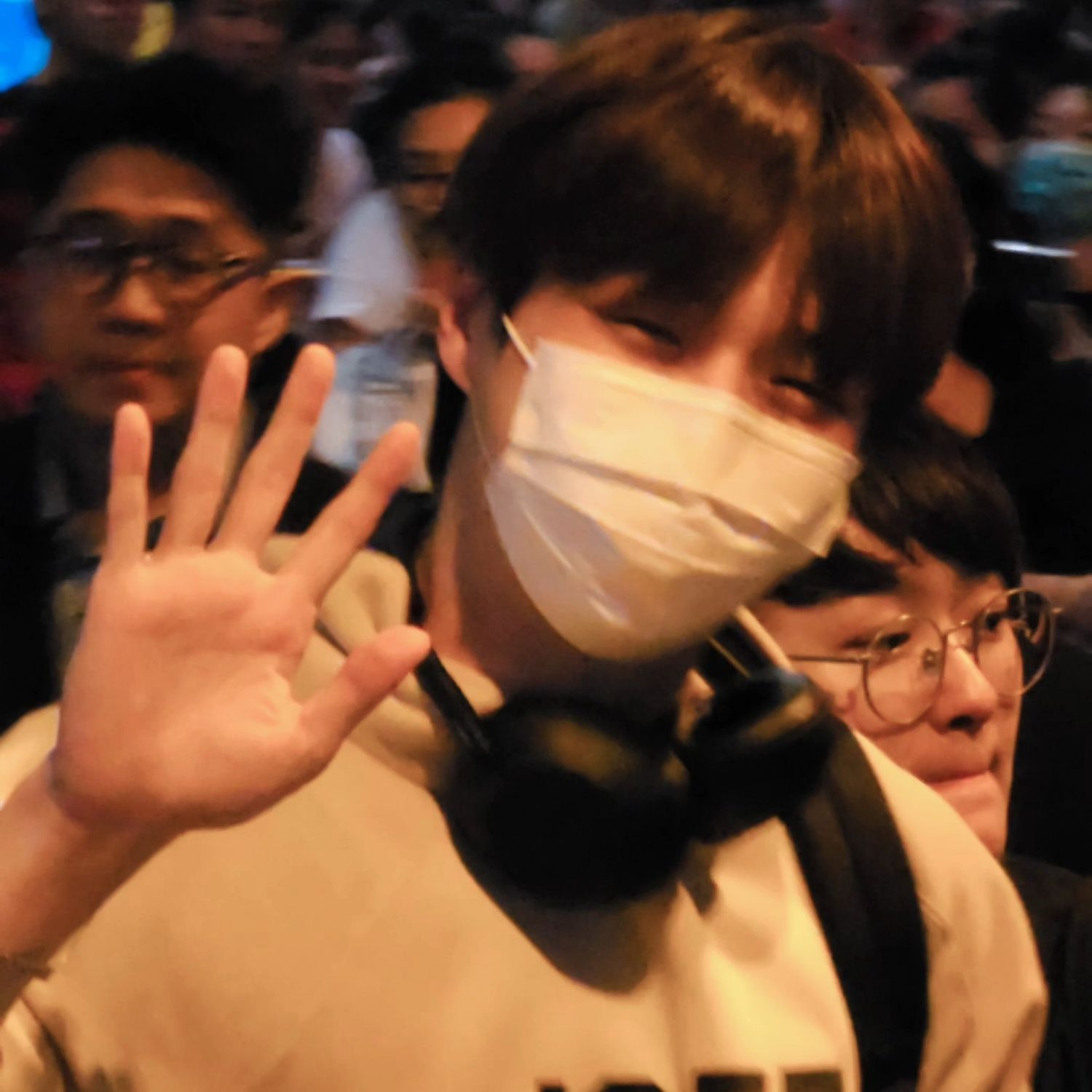 강다니엘 최근 활동샷