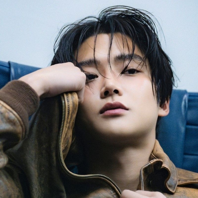 A moment captured by Rowoon's fan