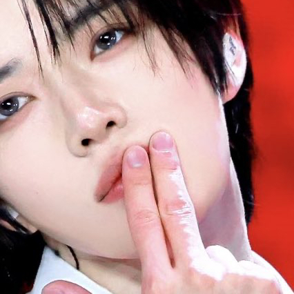 ボムギュ (TOMORROW X TOGETHER)の最近の活動写真