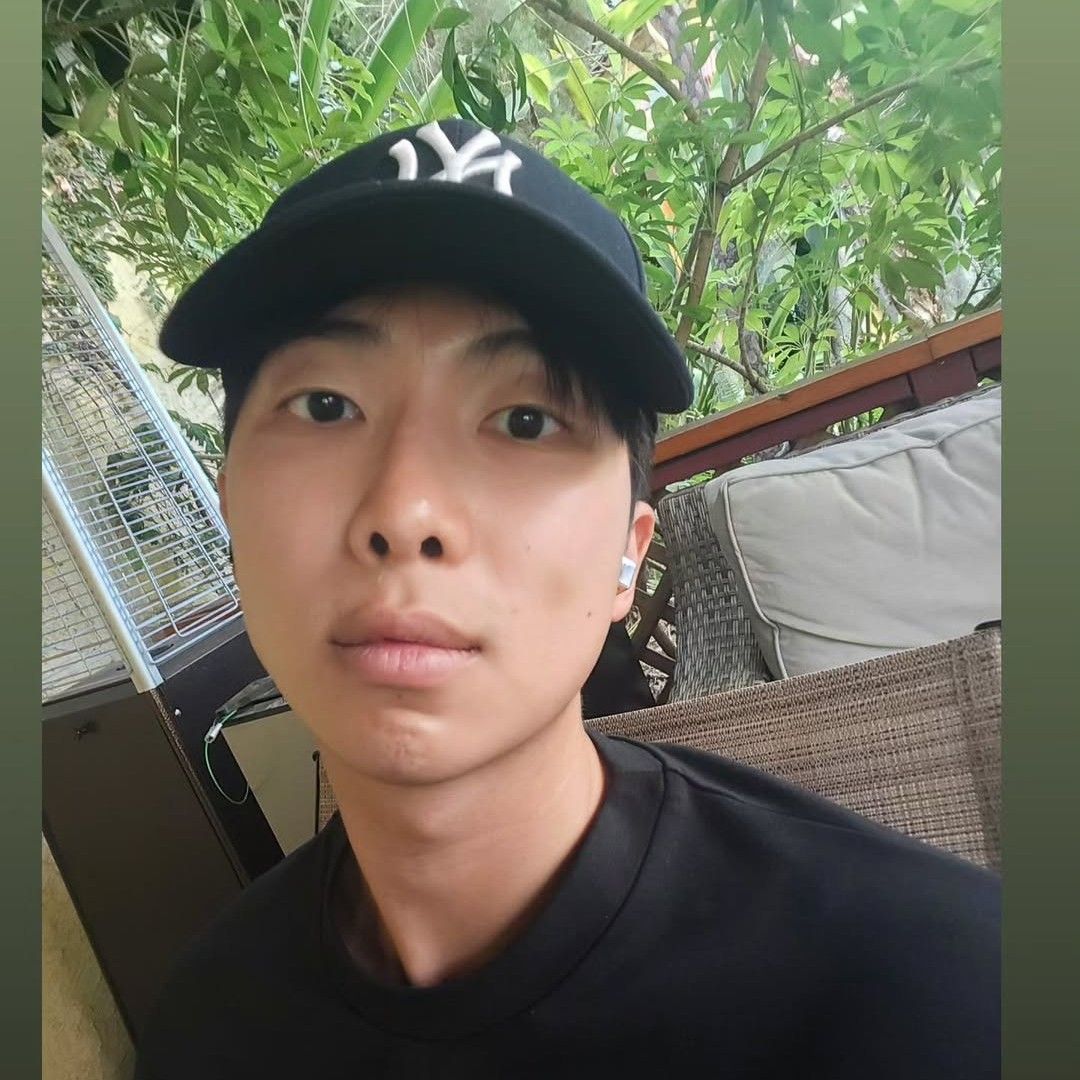 Behind-the-scenes cut of RM (BTS)