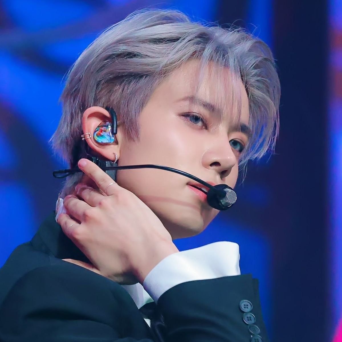 Foto aktivitas terbaru Heeseung (ENHYPEN)