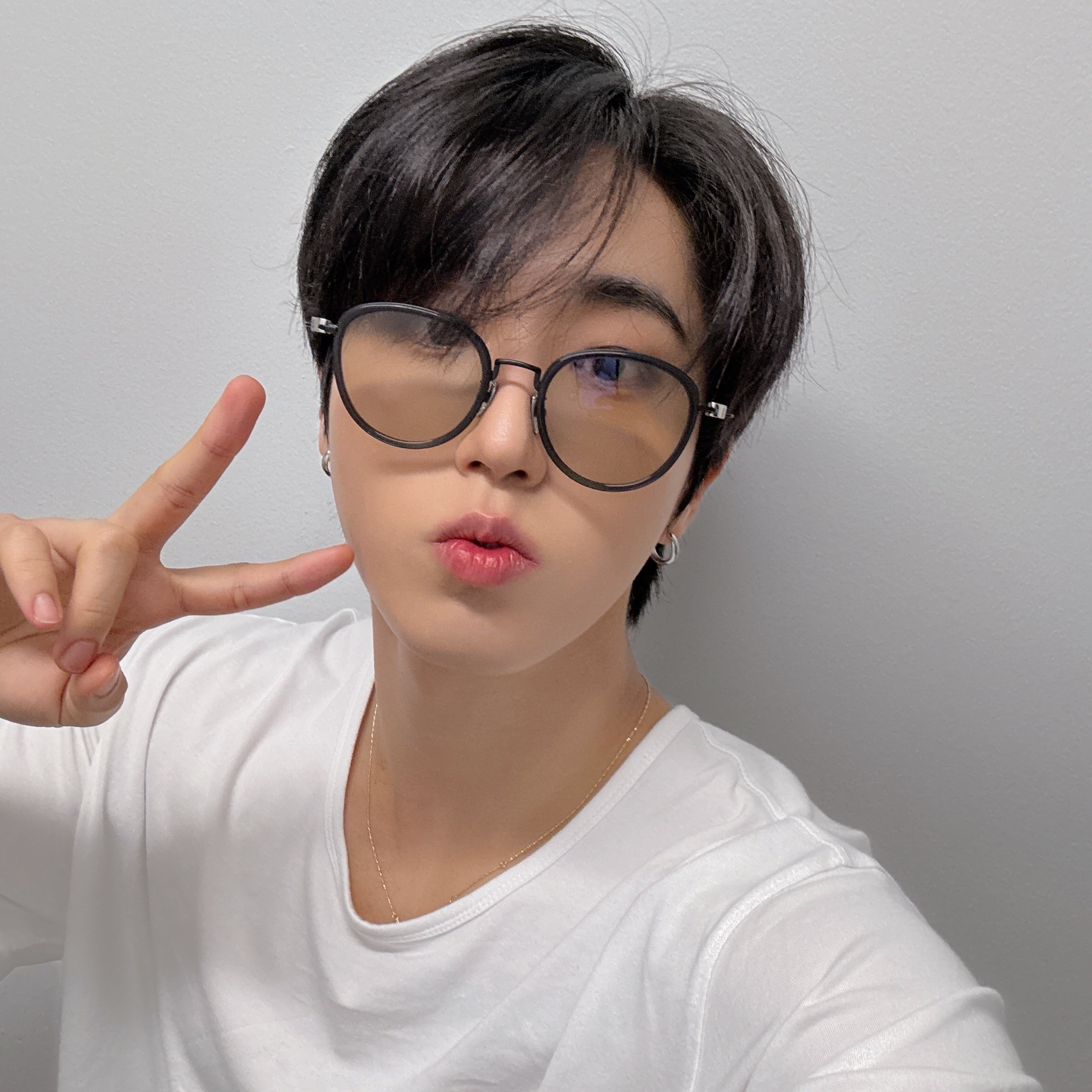 Latest photo of HAN (Stray Kids)