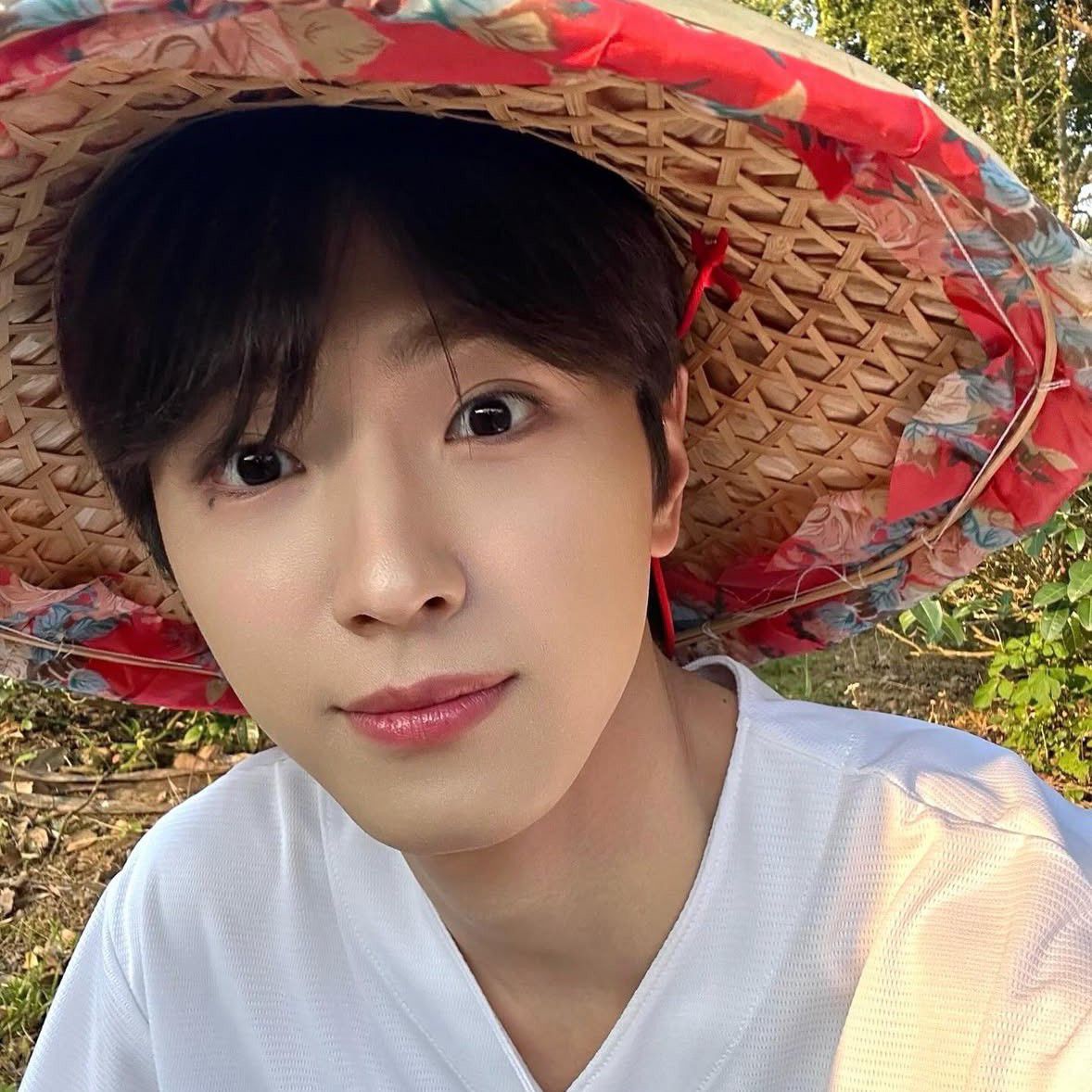 Latest photo of Yonghee (CIX)