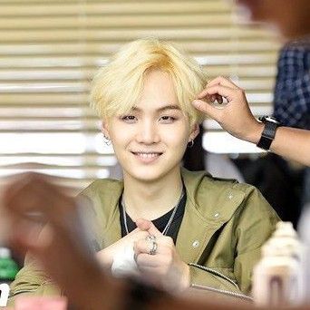 Behind-the-scenes cut of SUGA (BTS)