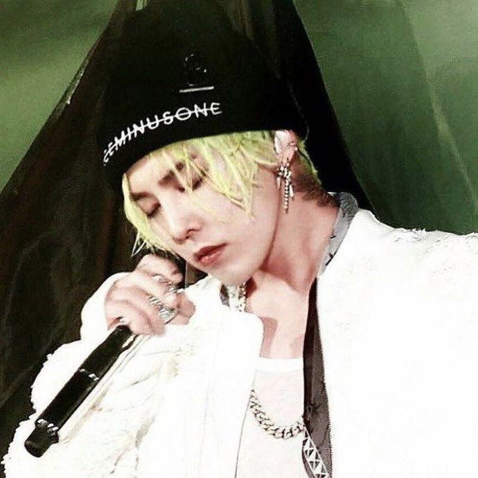 G-DRAGON (BIGBANG)的幕後花絮