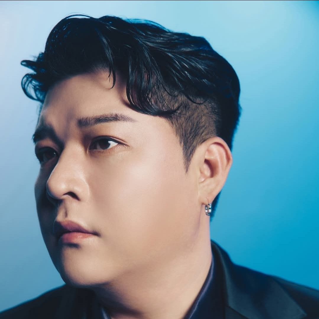 A moment captured by Shindong (Super Junior)'s fan