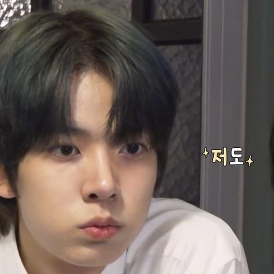 Behind-the-scenes cut of Heeseung (ENHYPEN)