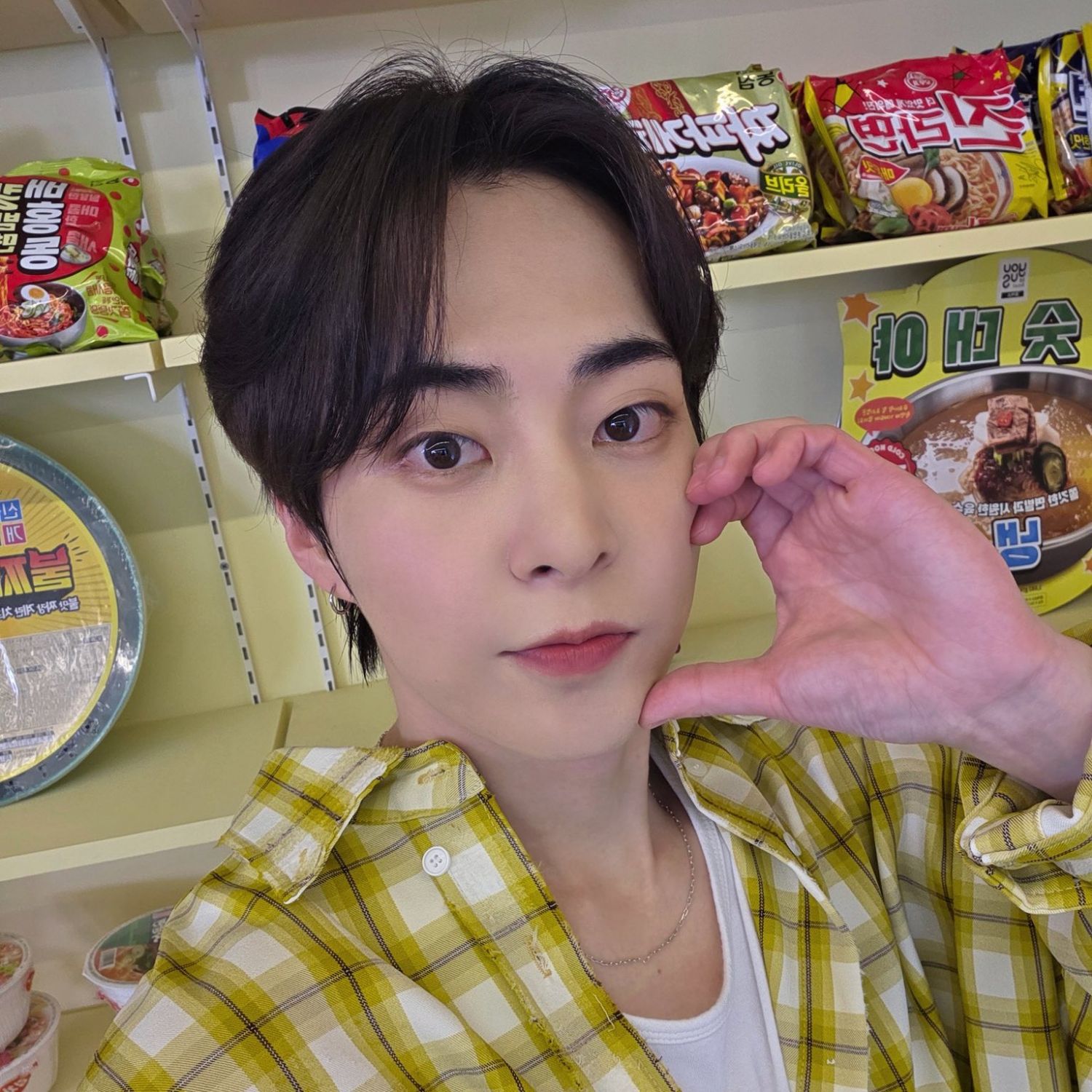 Xiumin (EXO)的最新活动照片