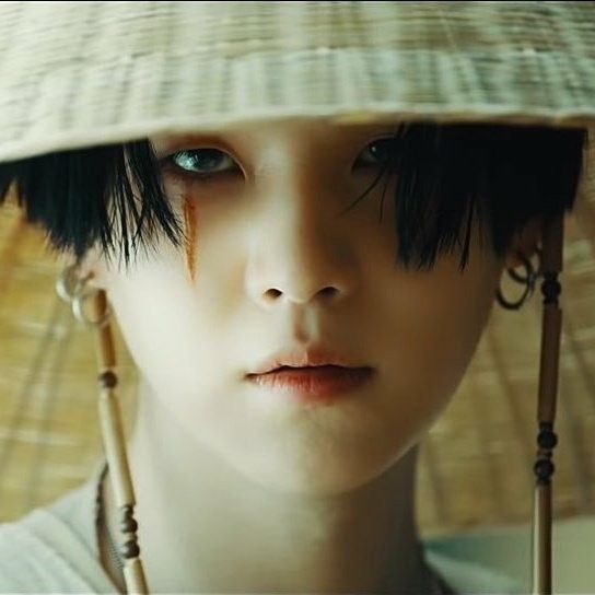 Latest photo of SUGA (BTS)