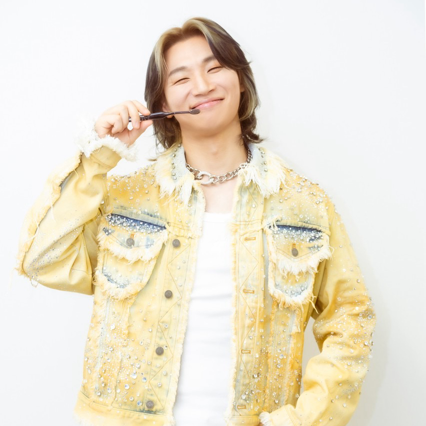 Behind-the-scenes cut of Daesung (BIGBANG)