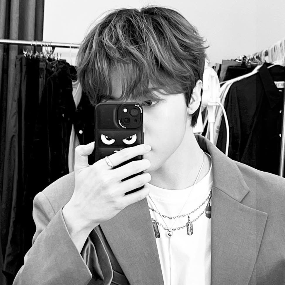 Behind-the-scenes cut of Junghoon (Xikers)