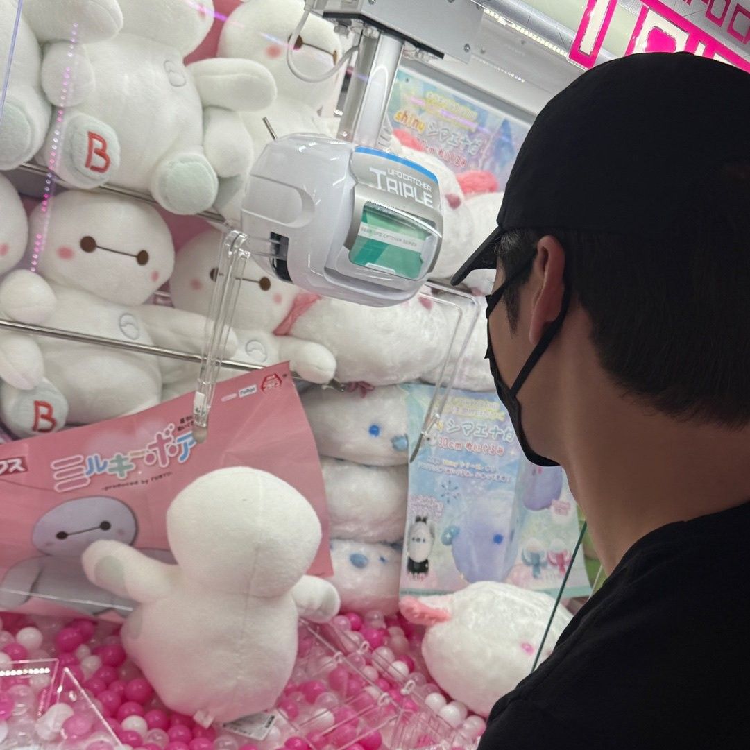 A moment captured by Sung Hanbin (ZEROBASEONE)'s fan