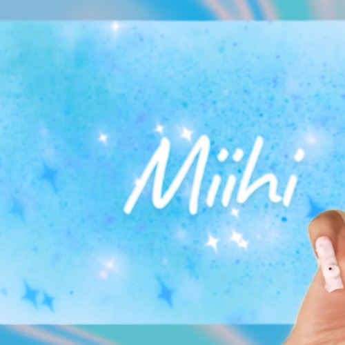A moment captured by Miihi (NiziU)'s fan