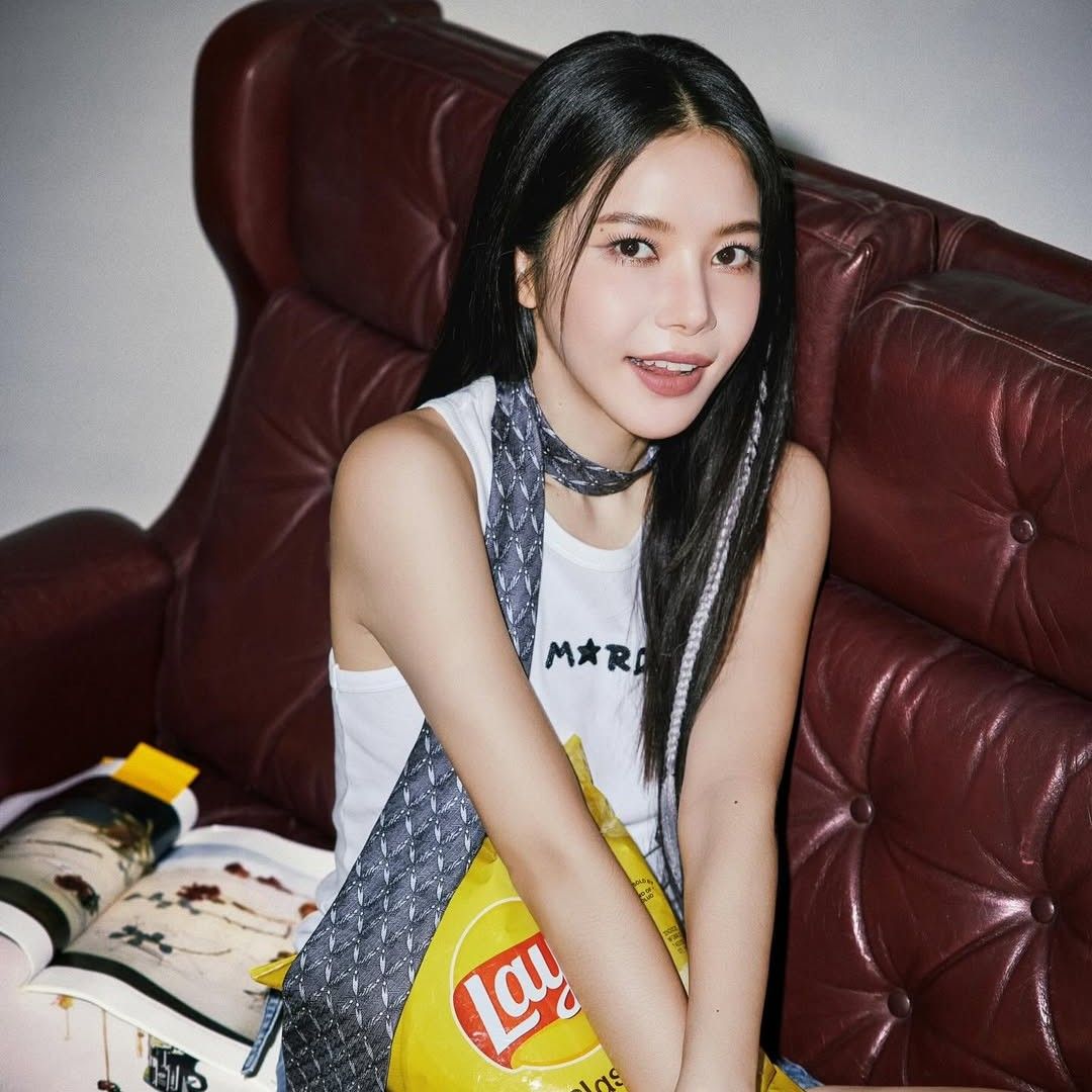 Foto terbaru Solar (MAMAMOO)