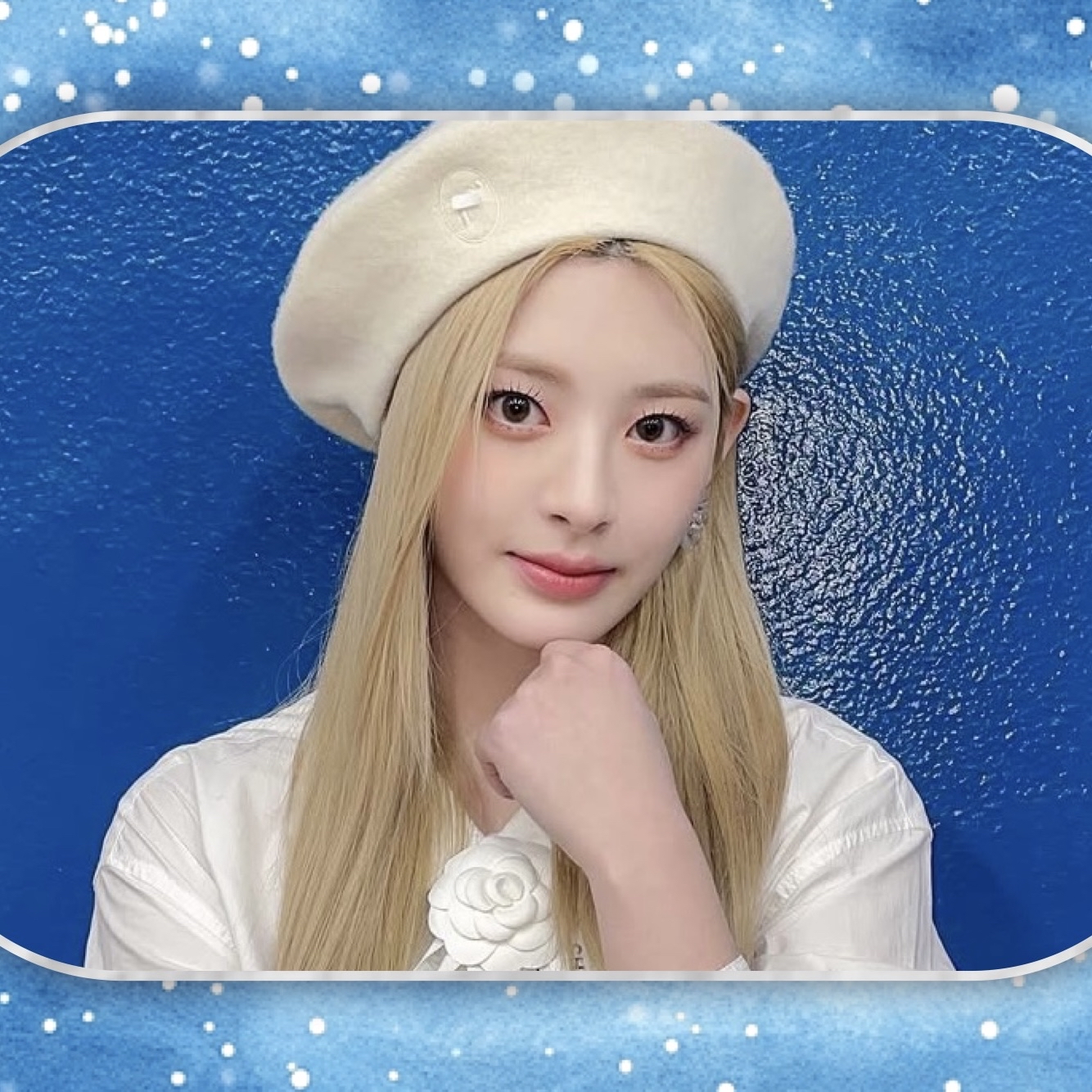 Latest photo of Seeun (STAYC)