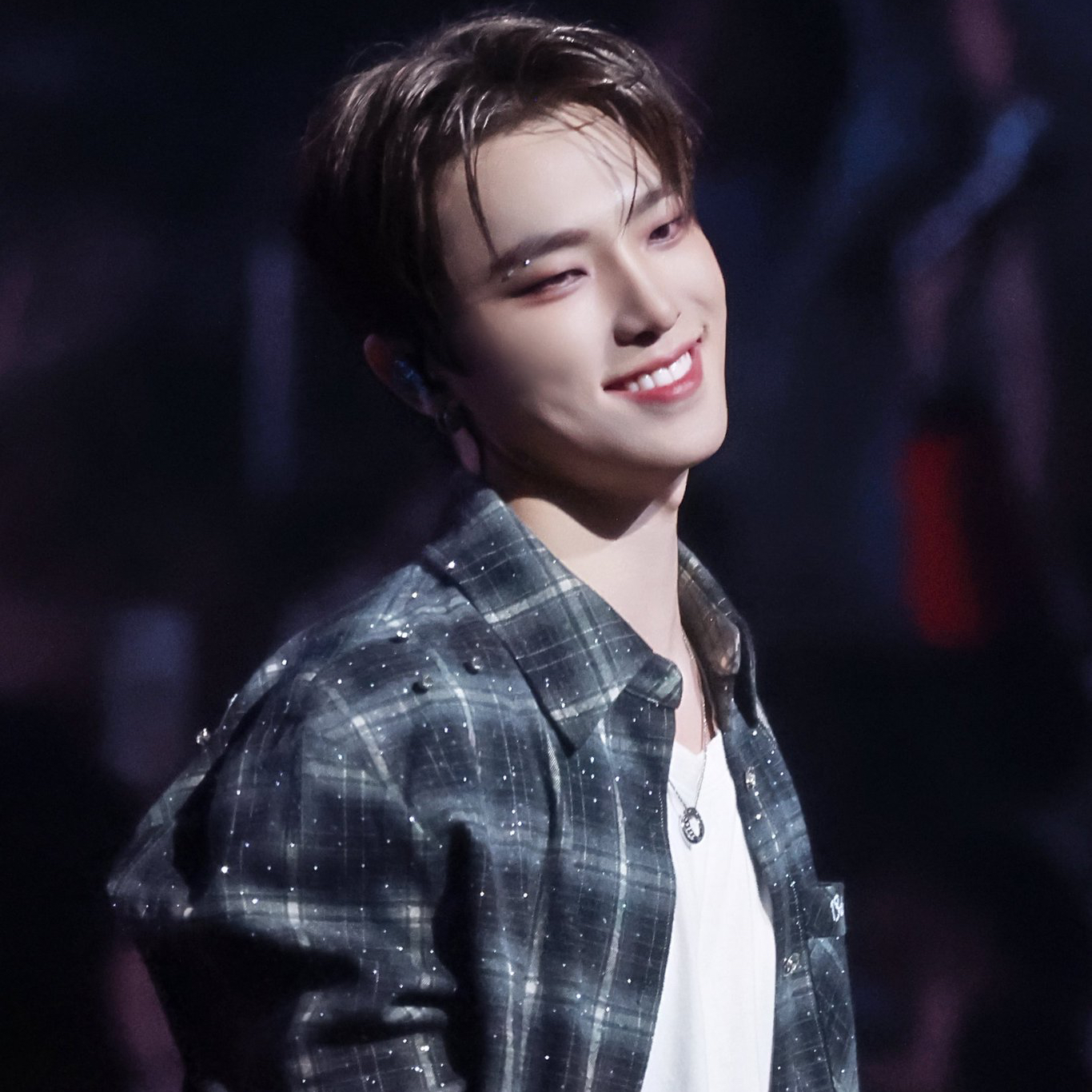 Latest photo of Dino (SEVENTEEN)