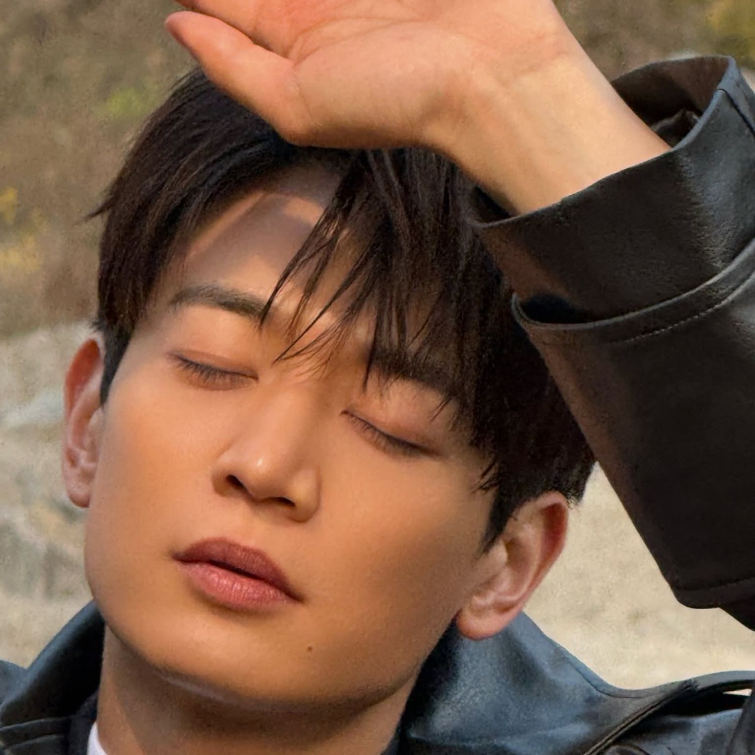 Behind-the-scenes cut of Minho (SHINee)